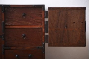 アンティーク家具　古民具・骨董　角手　時代箪笥ローボード