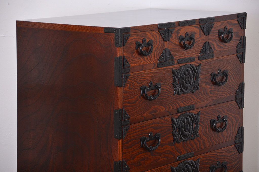 中古　伝統民芸家具　岩谷堂箪笥　衣装箪笥