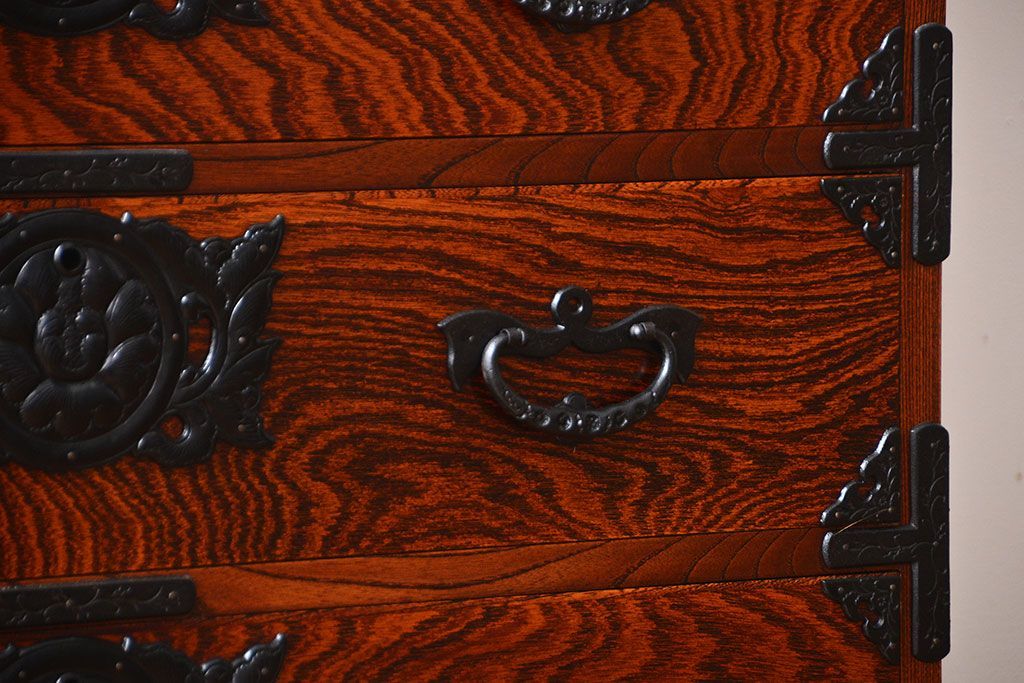 中古　伝統民芸家具　岩谷堂箪笥　衣装箪笥