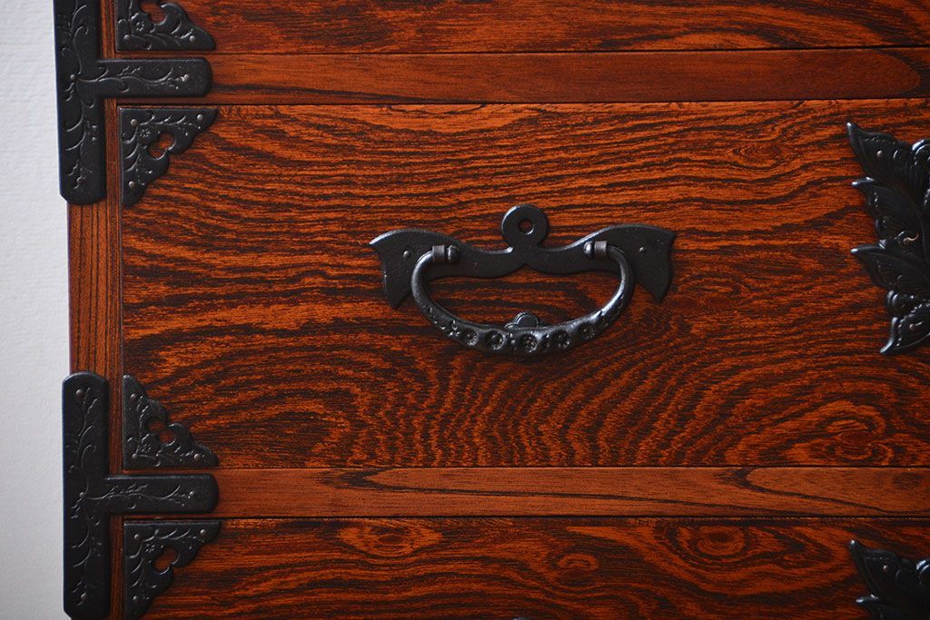 中古　伝統民芸家具　岩谷堂箪笥　衣装箪笥