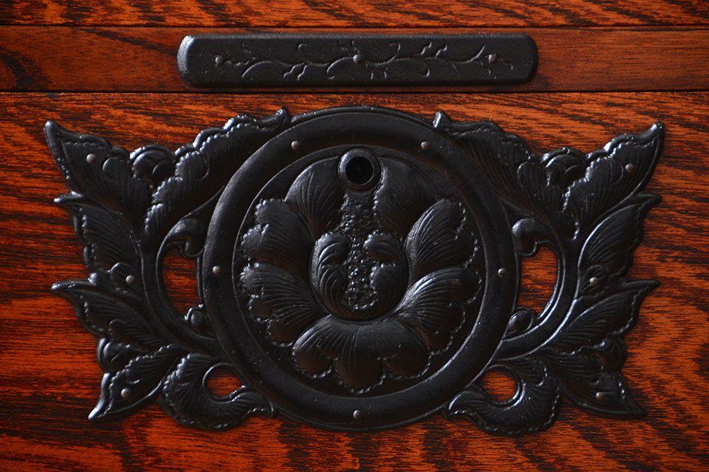 中古　伝統民芸家具　岩谷堂箪笥　衣装箪笥