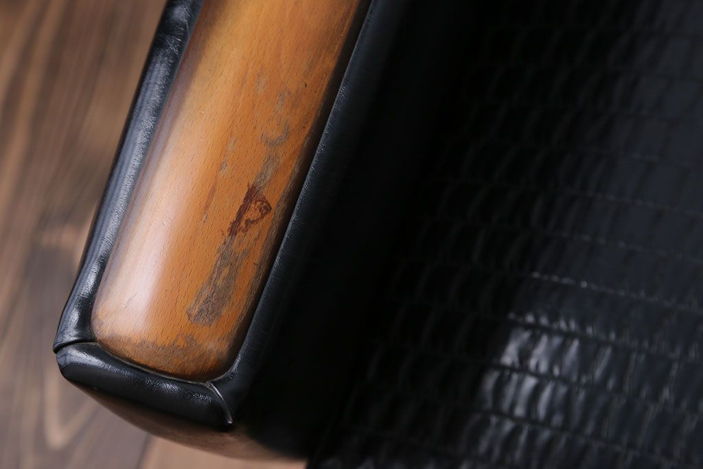 レトロ家具　レトロな一人掛けソファ(1)