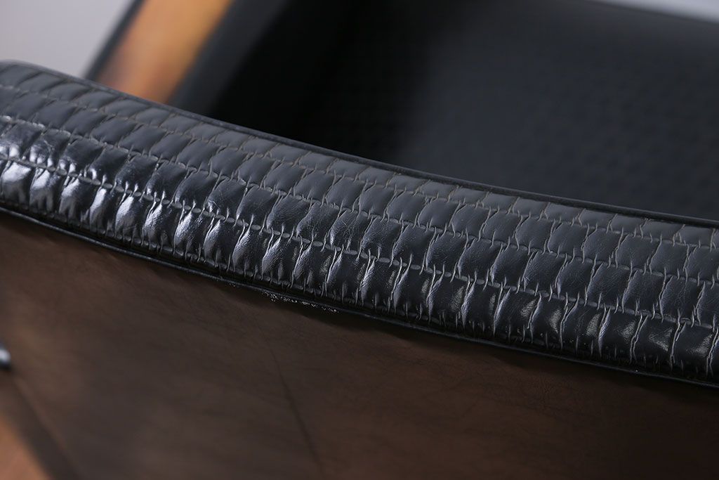 レトロ家具　レトロな一人掛けソファ(1)