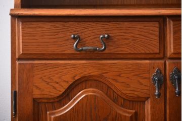 ヴィンテージ家具　イギリスビンテージ　カップボード