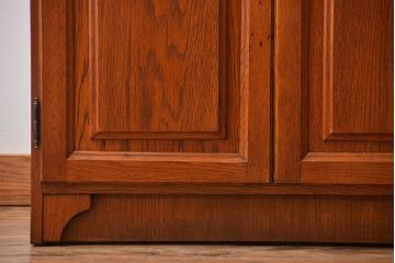 ヴィンテージ家具　イギリスビンテージ　カップボード