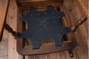 中古　飛騨産業　穂高　WINDSOR　ナラ材のロッキングチェア