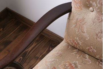 アンティーク家具　イギリスアンティーク　上質なアームチェア(ソファ)