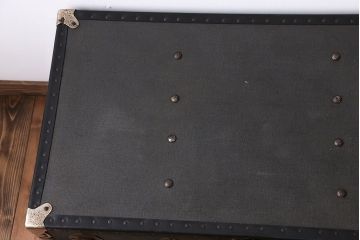 アンティーク雑貨　イギリスビンテージ　おしゃれなトランク