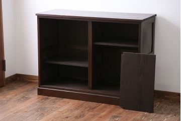 アンティーク家具　おしゃれな横型ガラス戸棚