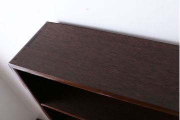 アンティーク家具　シンプルな薄型本棚