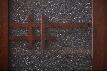 レトロ家具　昭和レトロ　ダイヤガラス入り本箱