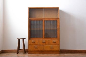 アンティーク家具　ネームプレート付き!モールガラス入り本箱