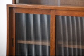 アンティーク家具　ネームプレート付き!モールガラス入り本箱