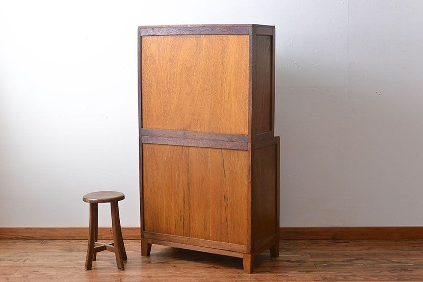 レトロ家具　昭和レトロ　脚付き食器棚