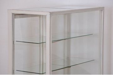 アンティーク家具　アンティークペイント　脚付きガラスケース(1)