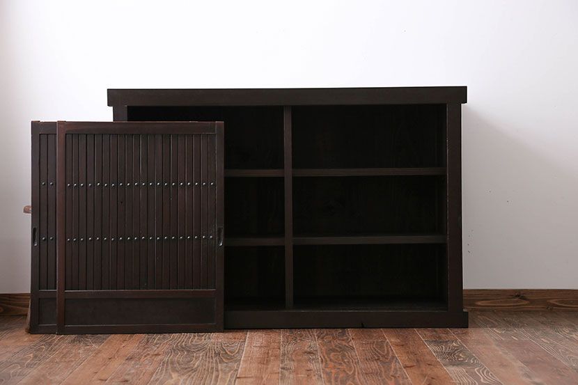 アンティーク家具　古民具・骨董 シックな四尺水屋箪笥サイドボード