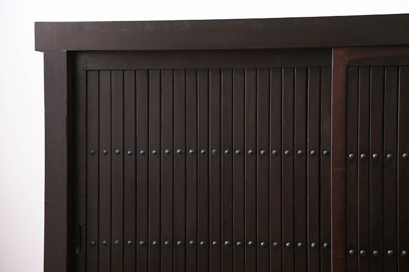 アンティーク家具　古民具・骨董 シックな四尺水屋箪笥サイドボード