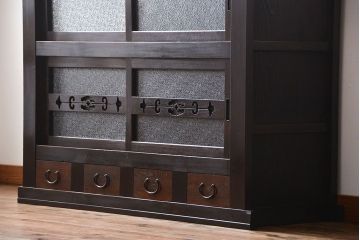 アンティーク家具　古民具・骨董　モダンな四尺水屋箪笥サイドボード