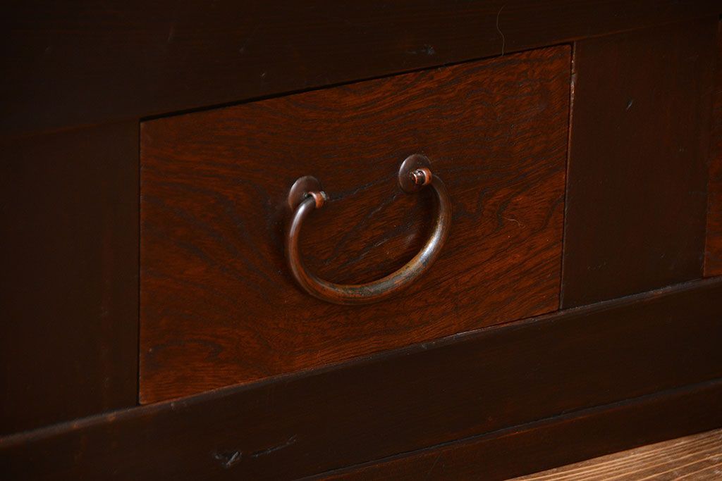 アンティーク家具　古民具・骨董　モダンな四尺水屋箪笥サイドボード