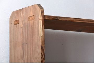アンティーク家具　古い木のシンプルな本棚