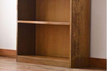 レトロ家具　アンティーク　飾り棚付きレトロな収納棚