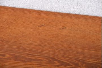 アンティーク家具　イギリスアンティーク　シンプルなダイニングテーブル