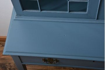 アンティーク家具　アンティークペイント　脚付きキャビネット