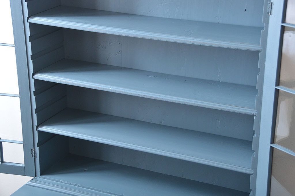 アンティーク家具　アンティークペイント　脚付きキャビネット