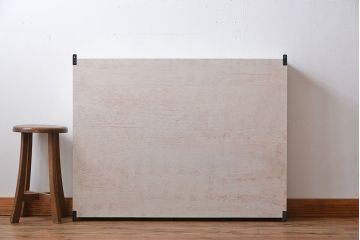 アンティーク家具　アンティークペイント　金網扉のウォールラック