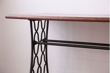 アンティーク家具　アンティーク　すてきなミシンテーブル(ミシン台)