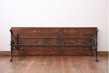 アンティーク家具　アンティーク　すてきなミシンテーブル(ミシン台)