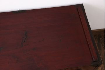 アンティーク家具　古民具・骨董　前面欅材!打ち出し金具の庄内箪笥(時代箪笥)