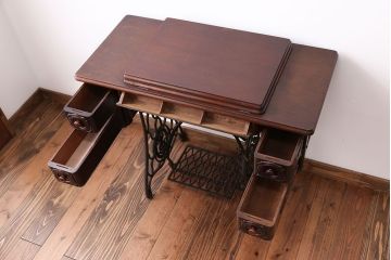 アンティーク家具　アンティーク　シンガー足踏みミシン(3)(シンガーミシン)