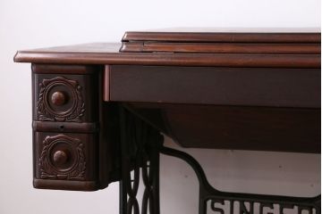 アンティーク家具　アンティーク　シンガー足踏みミシン(3)(シンガーミシン)