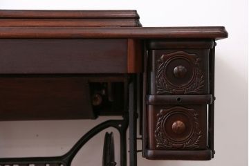 アンティーク家具　アンティーク　シンガー足踏みミシン(3)(シンガーミシン)
