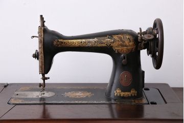 アンティーク家具　アンティーク　シンガー足踏みミシン(3)(シンガーミシン)