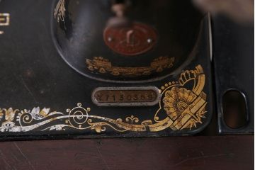 アンティーク家具　アンティーク　シンガー足踏みミシン(3)(シンガーミシン)