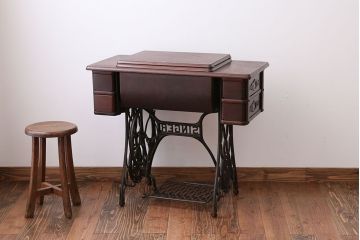アンティーク家具　アンティーク　シンガー足踏みミシン(3)(シンガーミシン)