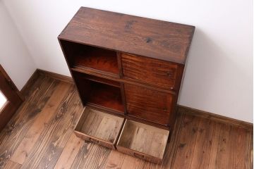 アンティーク家具　引き出し二杯付き!タモ材の収納戸棚