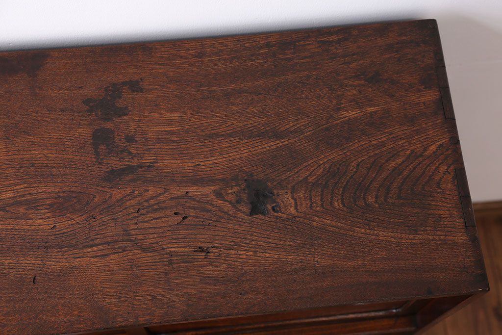 アンティーク家具　引き出し二杯付き!タモ材の収納戸棚