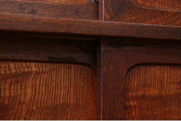 アンティーク家具　引き出し二杯付き!タモ材の収納戸棚