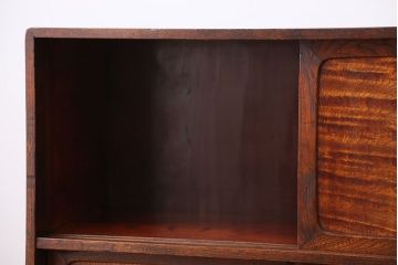 アンティーク家具　引き出し二杯付き!タモ材の収納戸棚