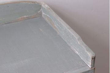アンティーク家具　ガラスの取っ手のペイントデンタルキャビネット