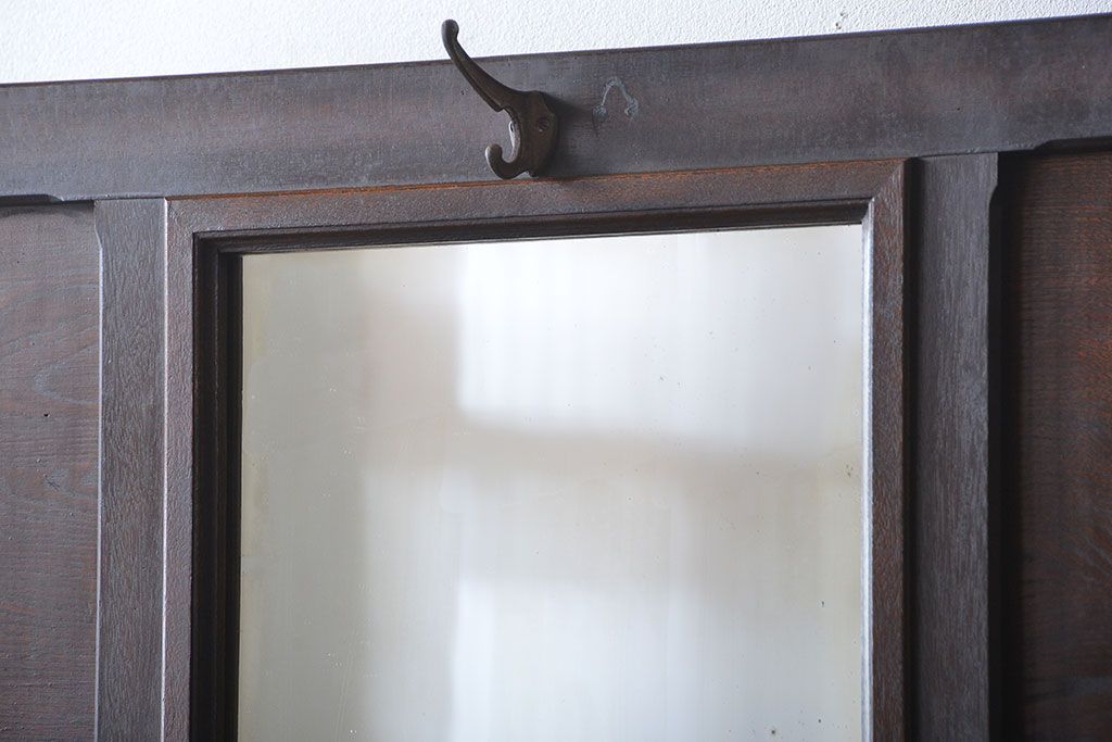 アンティーク雑貨　アンティーク　ナラ材のフック付きパーテーション