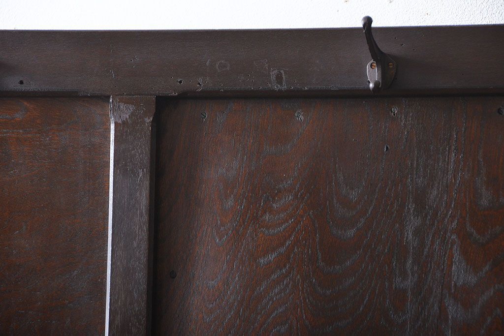 アンティーク雑貨　アンティーク　ナラ材のフック付きパーテーション