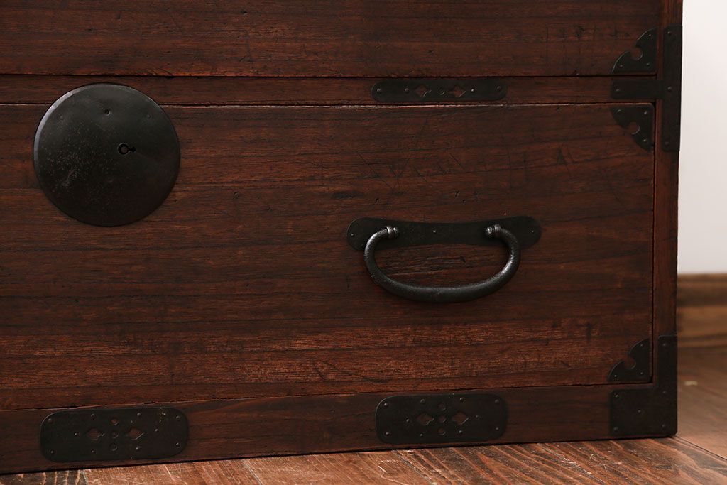 アンティーク家具　古民具・骨董　時代箪笥ローチェスト