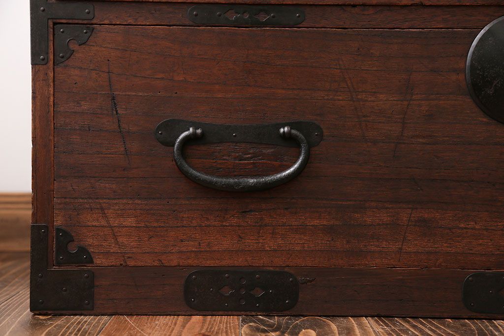 アンティーク家具　古民具・骨董　時代箪笥ローチェスト