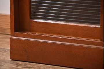 レトロ家具　昭和レトロ　モールガラス入りガラス戸収納棚