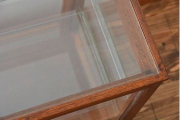 アンティーク家具　アンティーク　鉄脚付きガラスケース