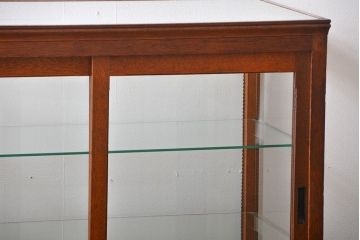 アンティーク家具　アンティーク　鉄脚付きガラスケース